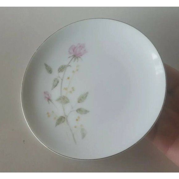 AMCREST JAPAN PINK BEAUTY Meito Fine China Dessert Plate 6.5" diameter - Picture 4 of 7